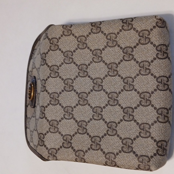 GUCCI CLUTCH EXCELLENT CONDITION - Picture 6 of 8
